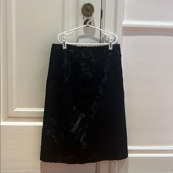 Club Monaco crushed velvet skirt - Picture 1 of 8
